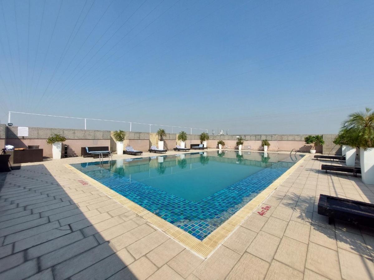 Svelte Delhi, A Member Of Radisson Individuals Otel Yeni Delhi Dış mekan fotoğraf