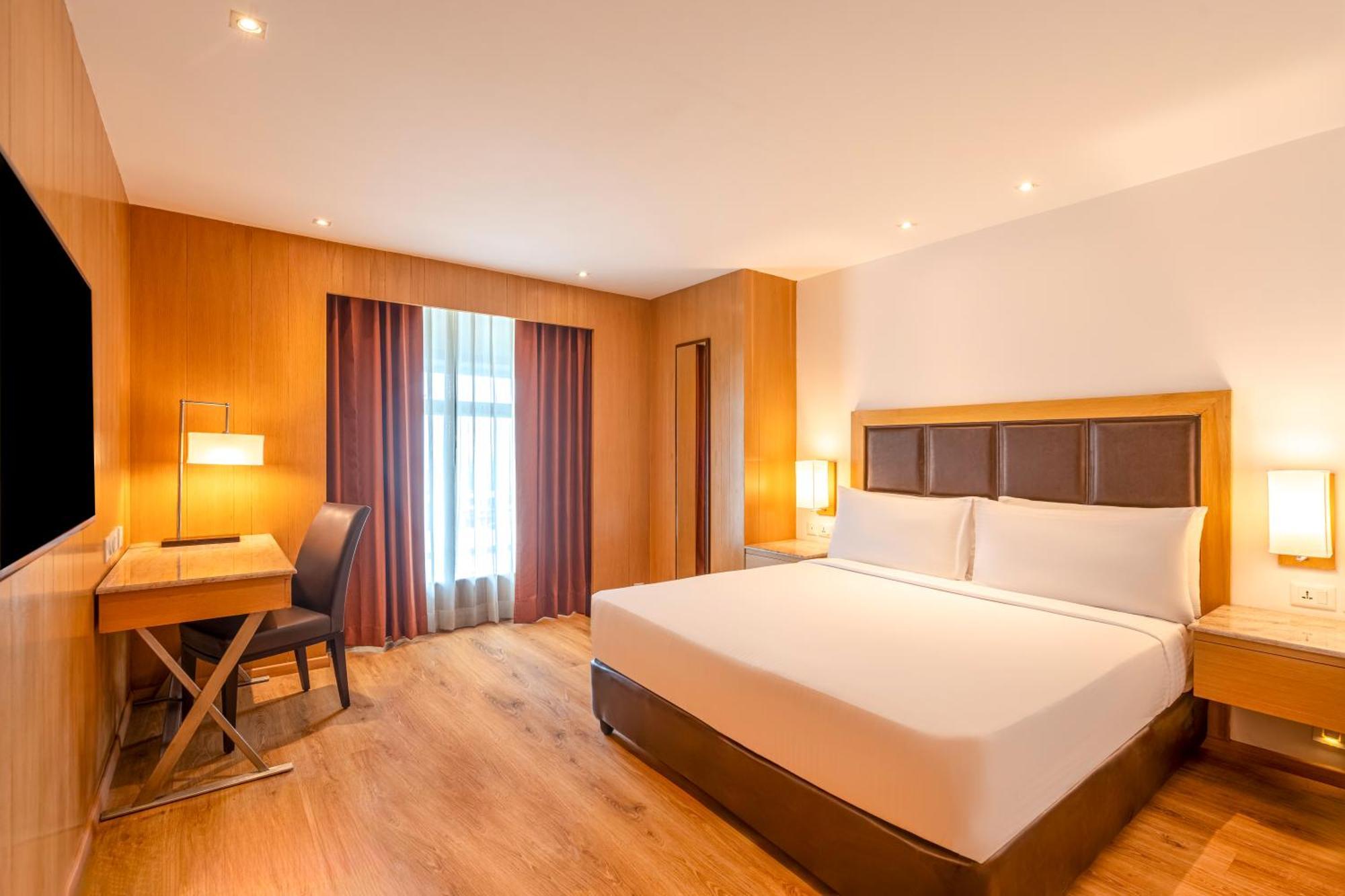 Svelte Delhi, A Member Of Radisson Individuals Otel Yeni Delhi Dış mekan fotoğraf