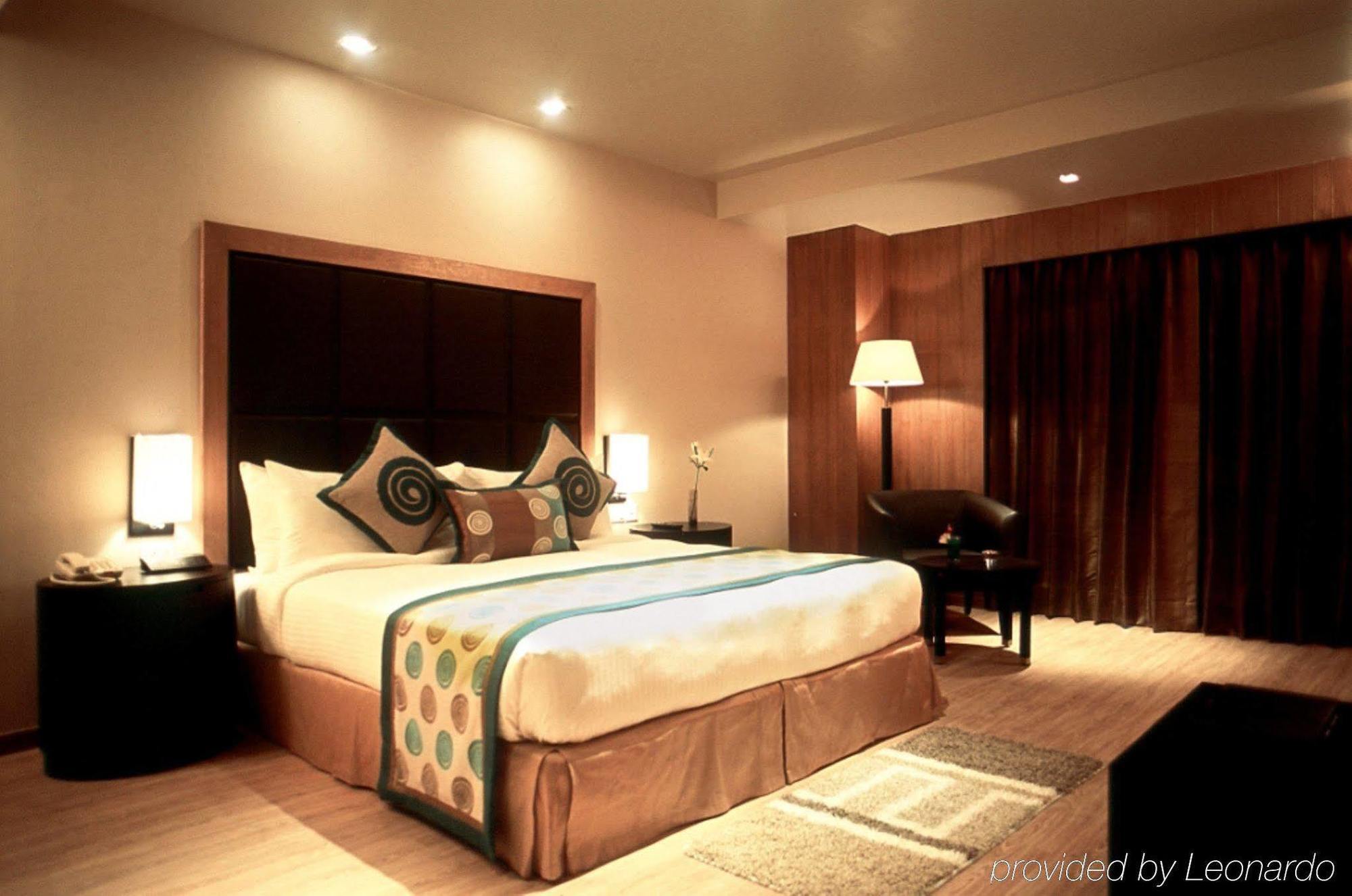 Svelte Delhi, A Member Of Radisson Individuals Otel Yeni Delhi Dış mekan fotoğraf