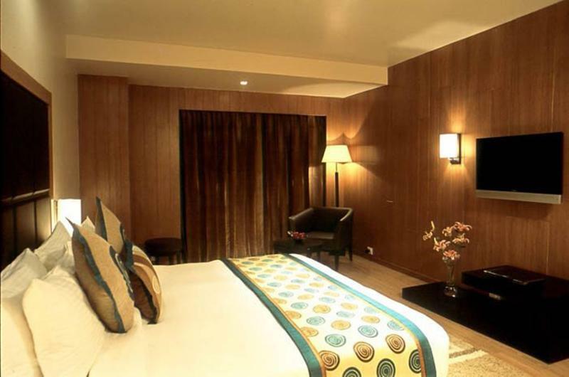 Svelte Delhi, A Member Of Radisson Individuals Otel Yeni Delhi Dış mekan fotoğraf