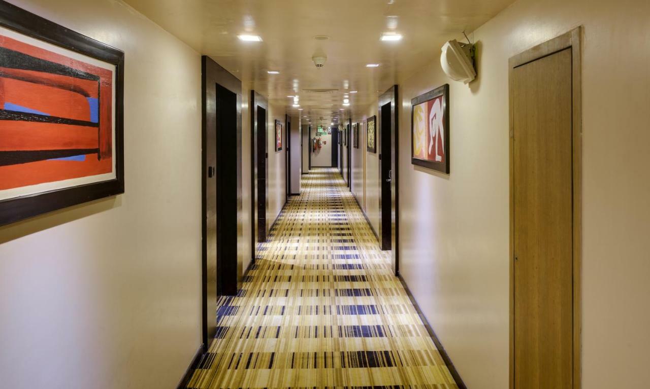 Svelte Delhi, A Member Of Radisson Individuals Otel Yeni Delhi Dış mekan fotoğraf