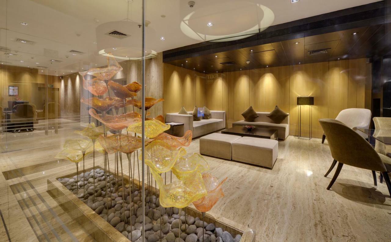 Svelte Delhi, A Member Of Radisson Individuals Otel Yeni Delhi Dış mekan fotoğraf