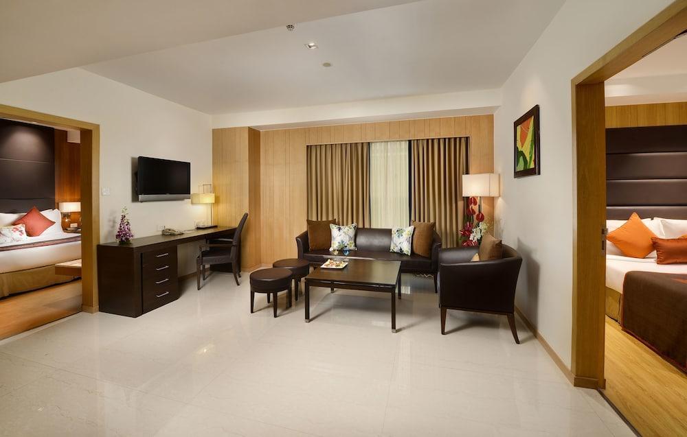 Svelte Delhi, A Member Of Radisson Individuals Otel Yeni Delhi Dış mekan fotoğraf